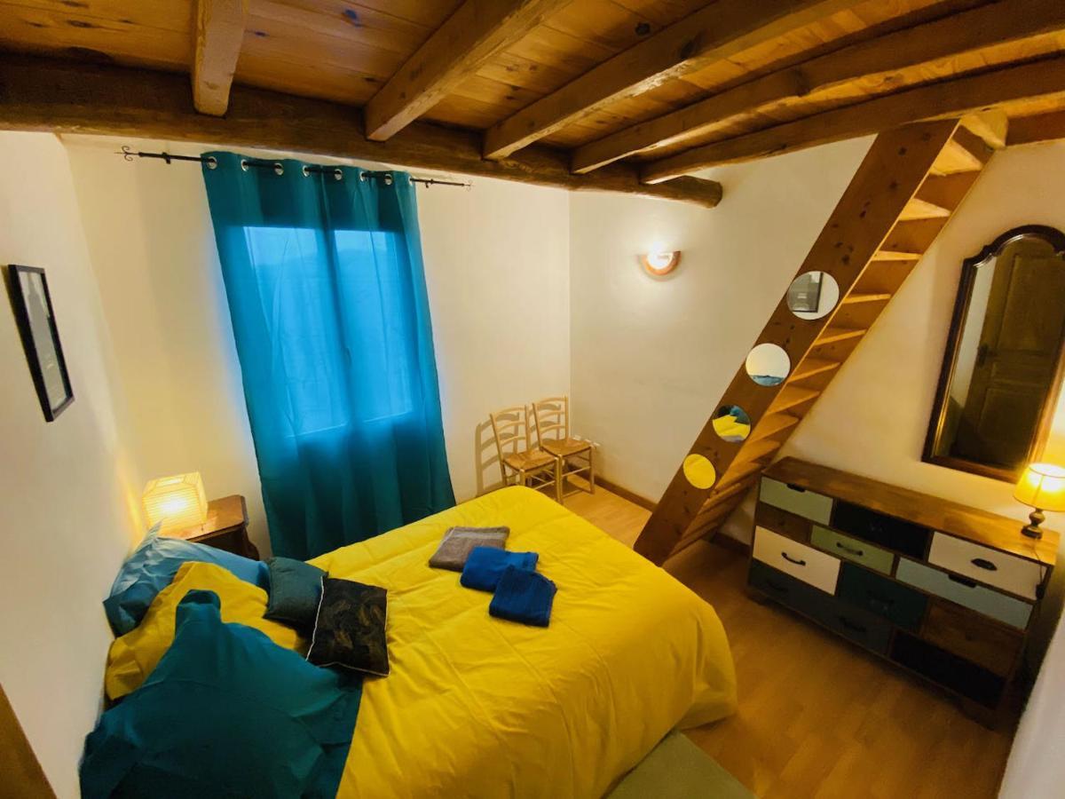 Maison LGBT des Monts Bleus Saint-Roman-de-Tousque Extérieur photo